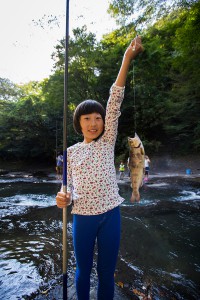 ニジマスを釣りました。